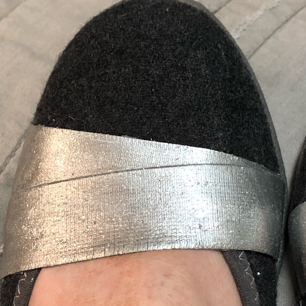 Dr Scholls Flannel and Elastic slide